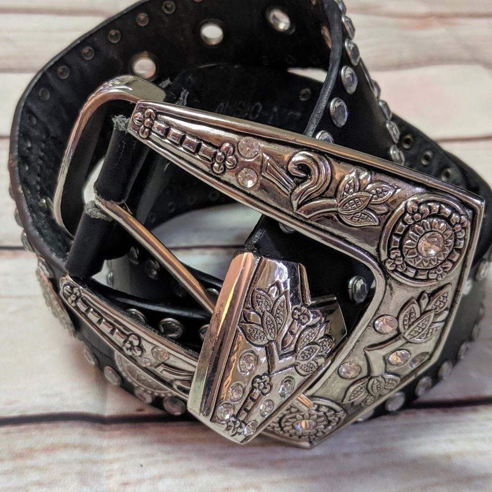 Black leather Vera Pelle embellished Western belt